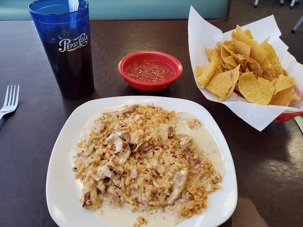 Cheesy Chicken and Rice